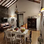 Lomba D' Agua - Farma Candelária